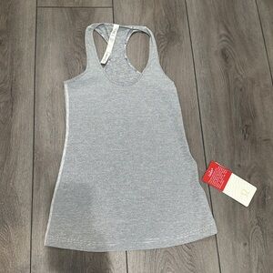 Lululemon Athletica Gray Fitted Sleeveless Tank Top